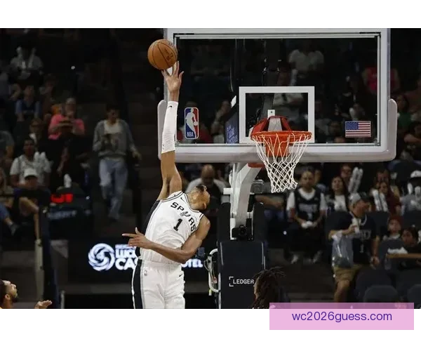 马刺豪取七连胜大胜灰熊锁定季后赛 文班19分15篮板7盖帽助力23胜